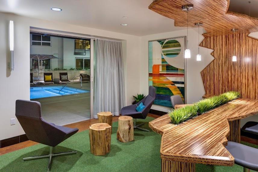 Luxury 2 Bedrooms 2 Bathrooms With Pool And Gym Лос-Анджелес Екстер'єр фото